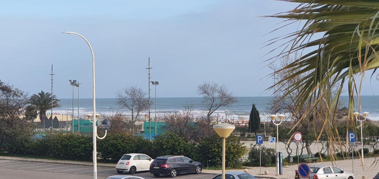 شقة Monte Gordo T2 Frente Mar المظهر الخارجي الصورة