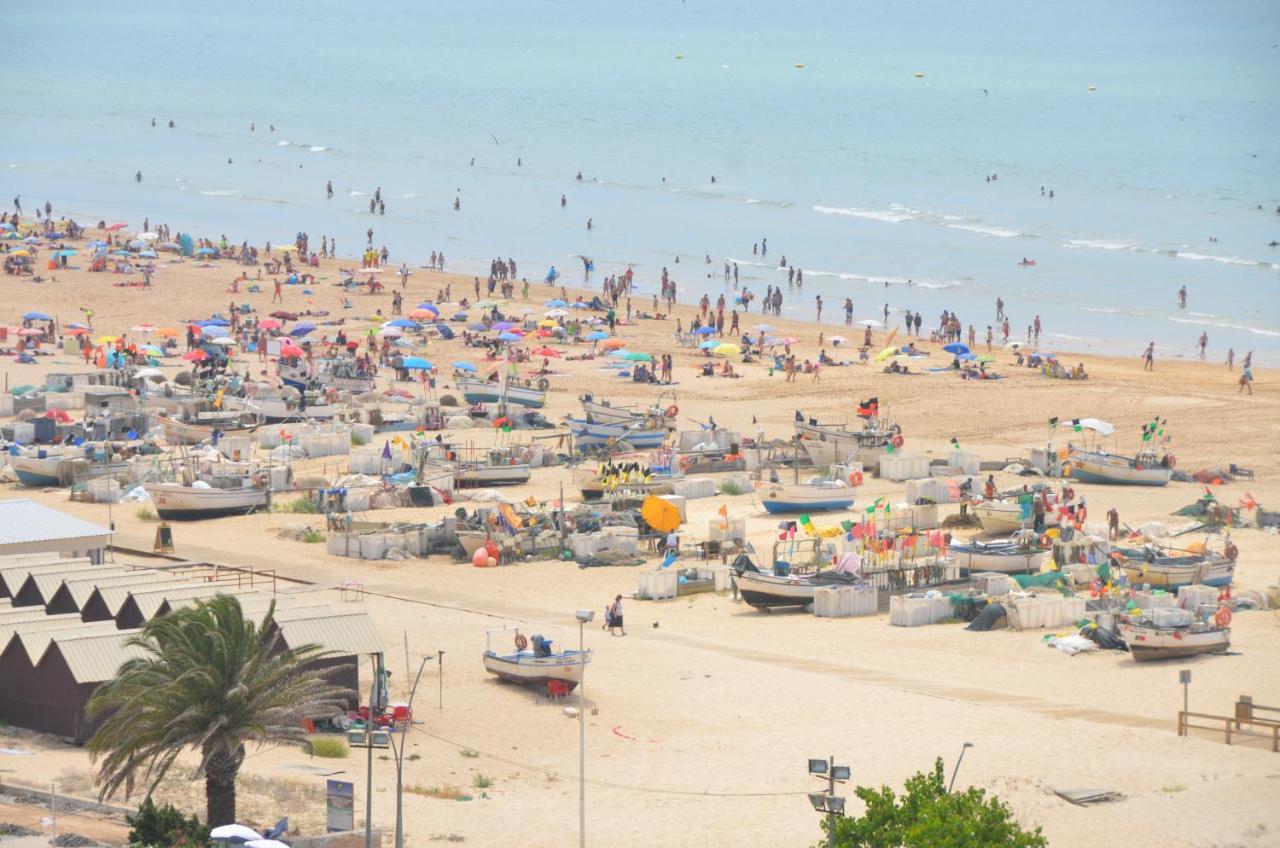 شقة Monte Gordo T2 Frente Mar المظهر الخارجي الصورة