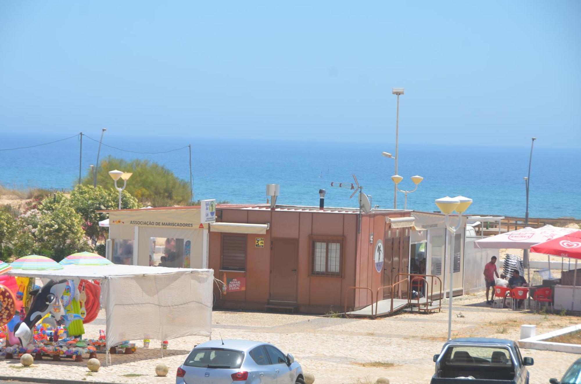 شقة Monte Gordo T2 Frente Mar المظهر الخارجي الصورة